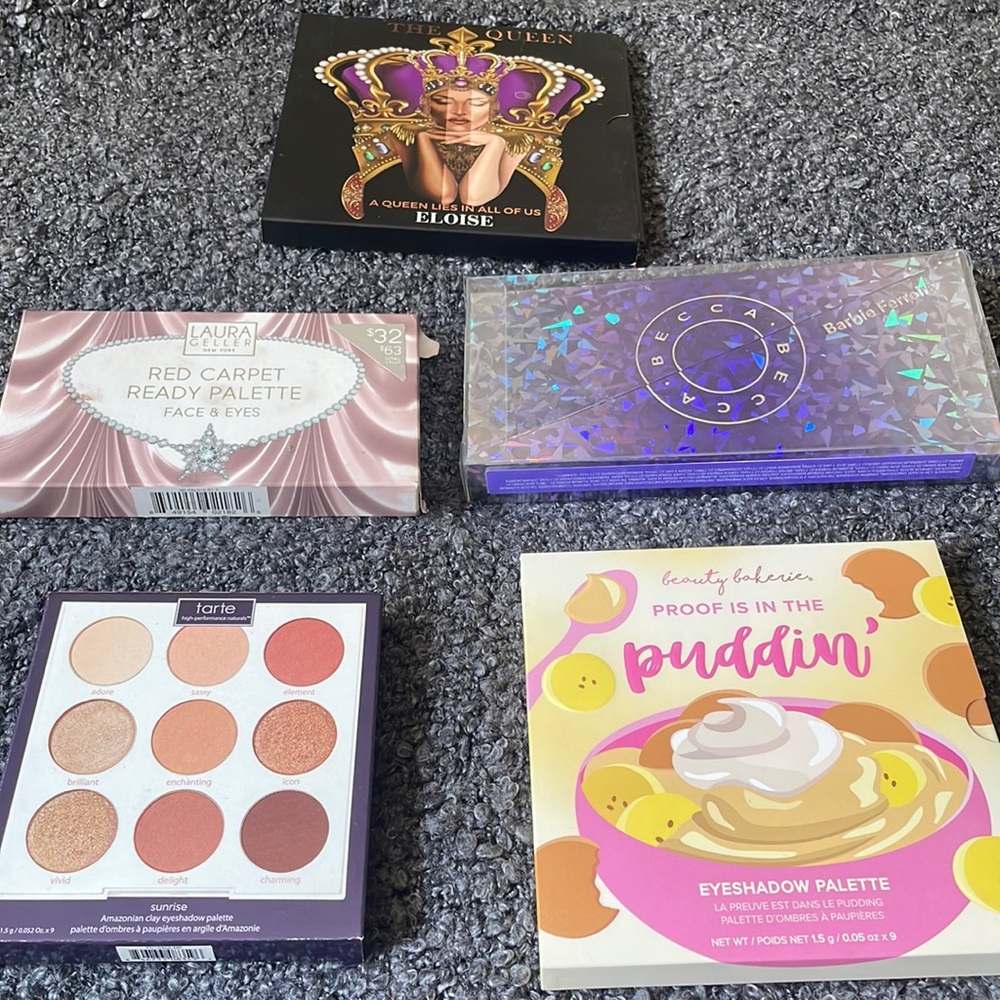 Eyeshadow bundle